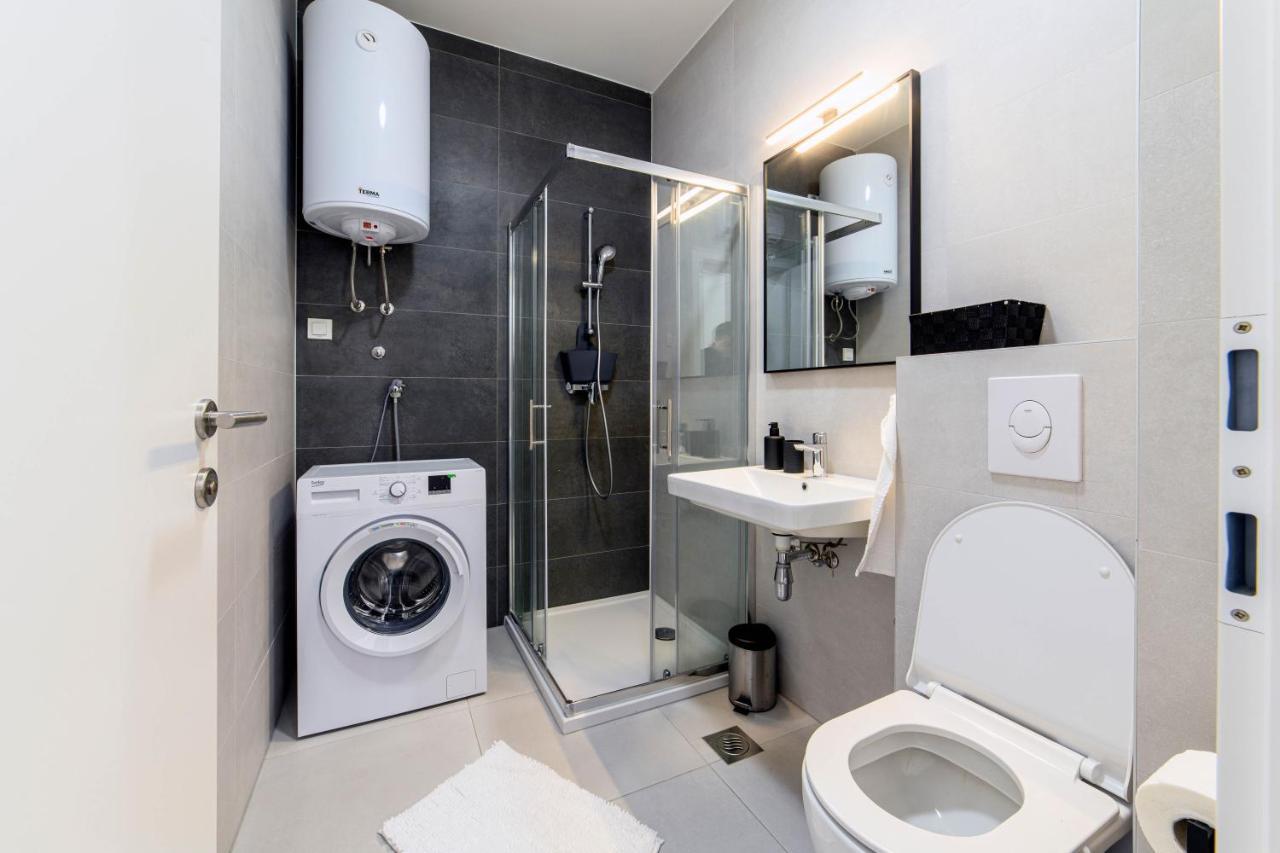 希贝尼克Apartman Ivana公寓 外观 照片